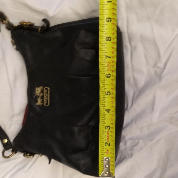 Coach #44371 Black Shoulder Bag - Picture 7 of 9